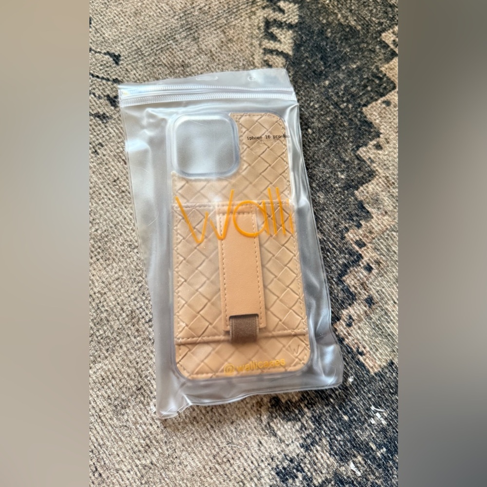 Walli Quilted Beige iPhone 16 Pro Max Case